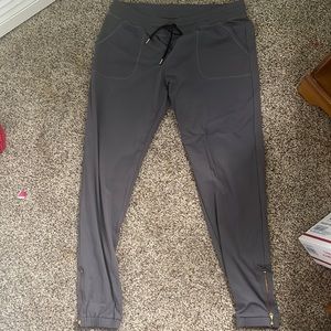 Zyia Womens XXXL size 16-18 Gray Peak Zipper Joggers